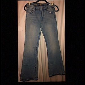 Lucky Brand Woman’s jeans